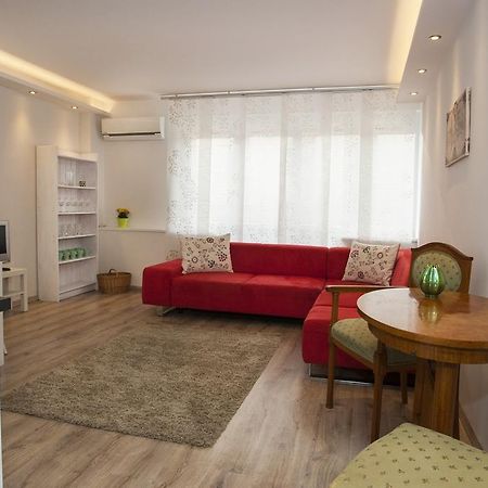 Ilona 2 Bedrooms Apartment In The Center Budapesta Exterior foto