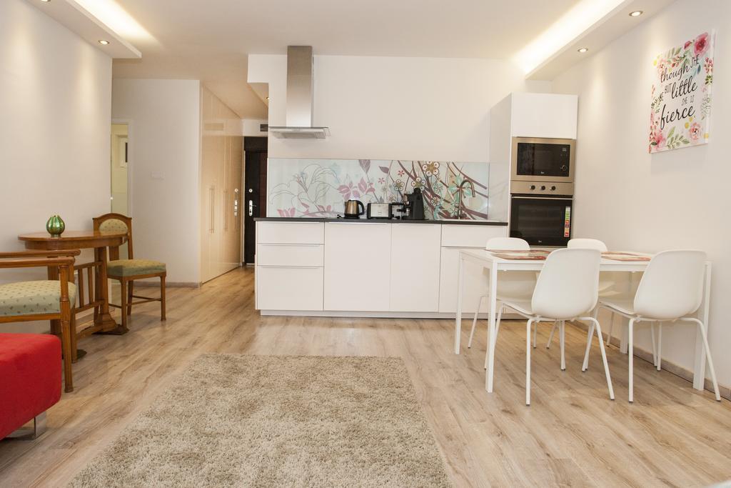 Ilona 2 Bedrooms Apartment In The Center Budapesta Exterior foto